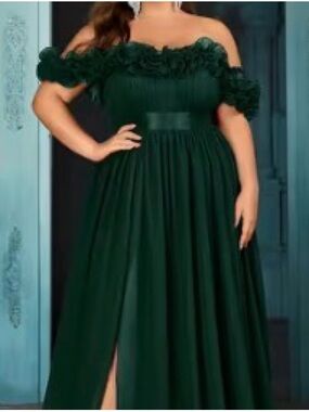 NWOT One-Shoulder Dark Green Ruffled Evening Gown